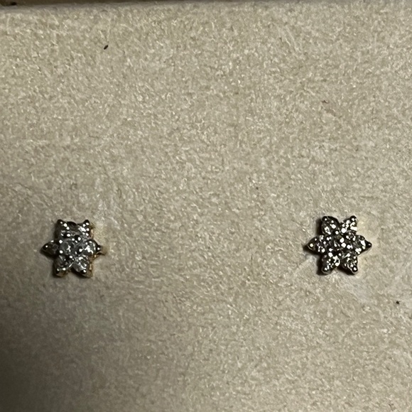 Delicate Diamond Yellow Gold Snowflake Earrings From Macy’s - Picture 4 of 4